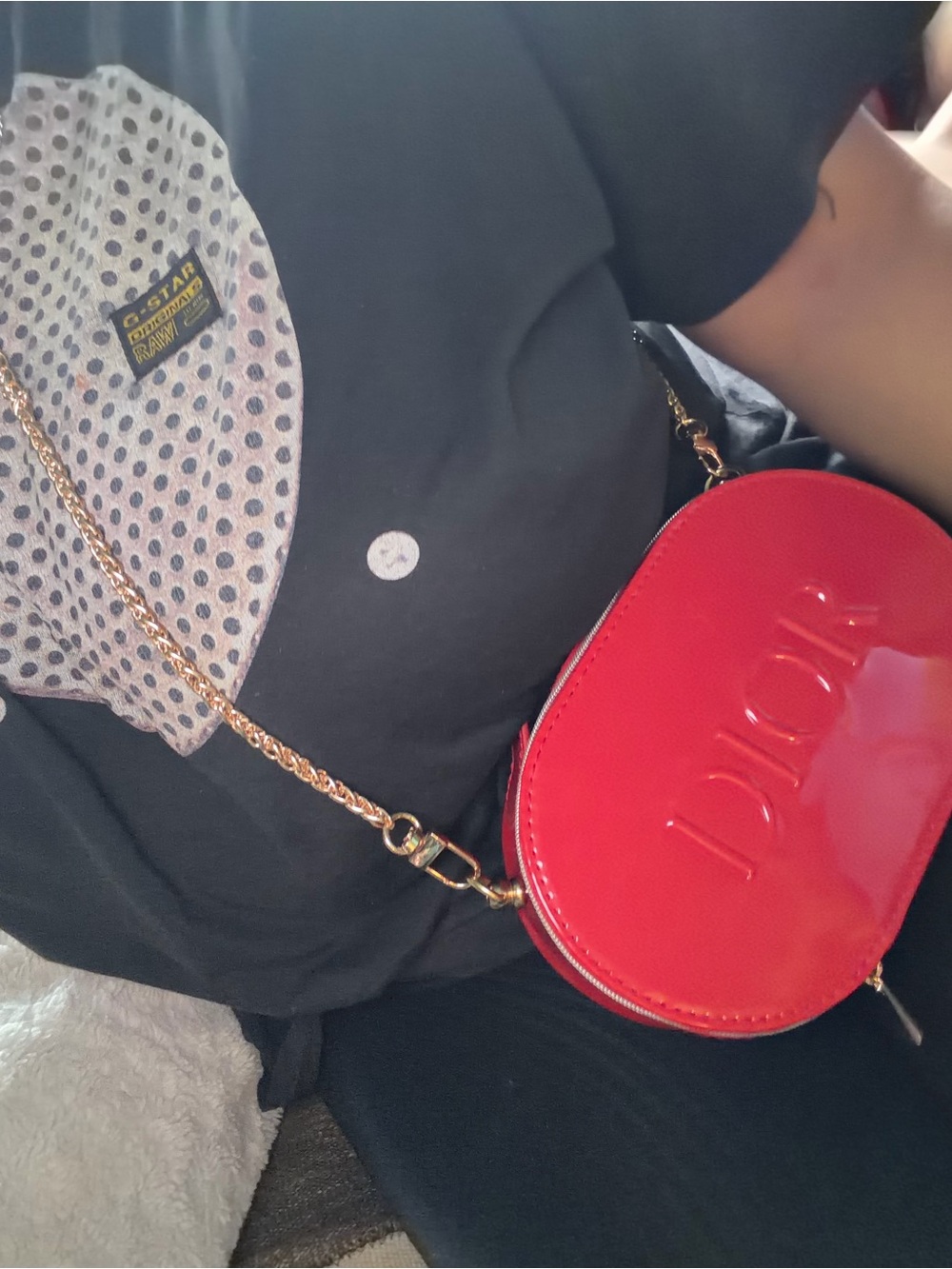 DIOR Red Patent Leather Embossed Logo Crossbody with Gold Chain - Picture 3 of 11